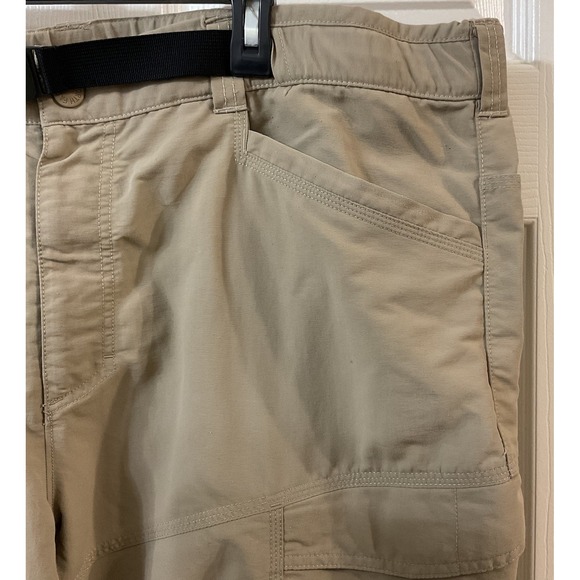 The North Face Convertible Cargo Pants Mens XXL Short Khaki Belted Nylon Hiking - Picture 6 of 16